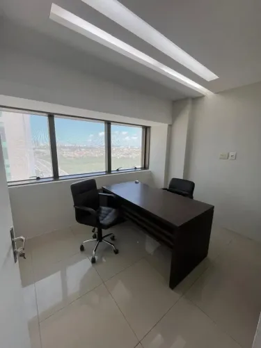 Imóvel para aluguel possui 60 metros quadrados em Ilha do Leite - Recife - PE