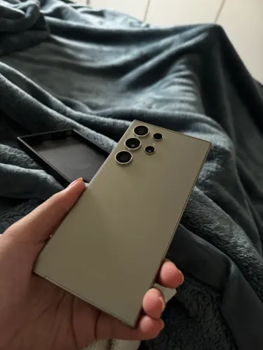 Galaxy s24 ultra titanium cinza