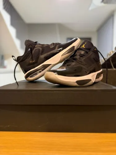 Tênis Nike Jordan Stay Loyal 3