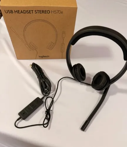 Headset Logitech H570e Stereo USB - PN 981-000574