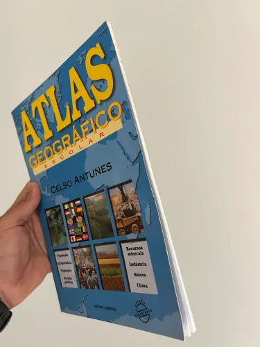 Atlas geográfico escolar 