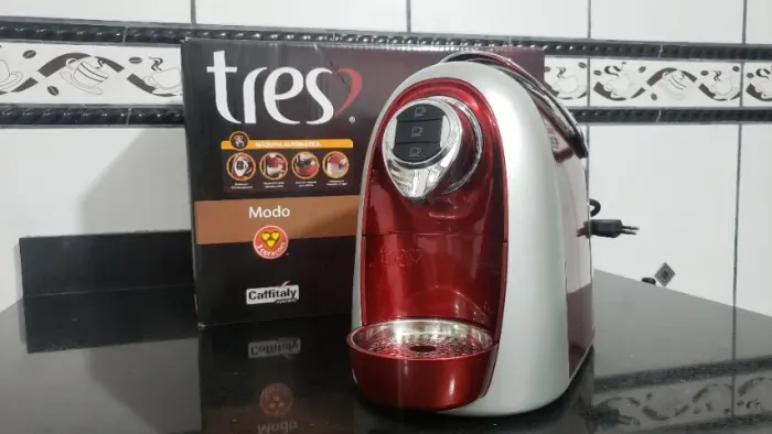 Cafeteira Três Corações nova, perfeita!