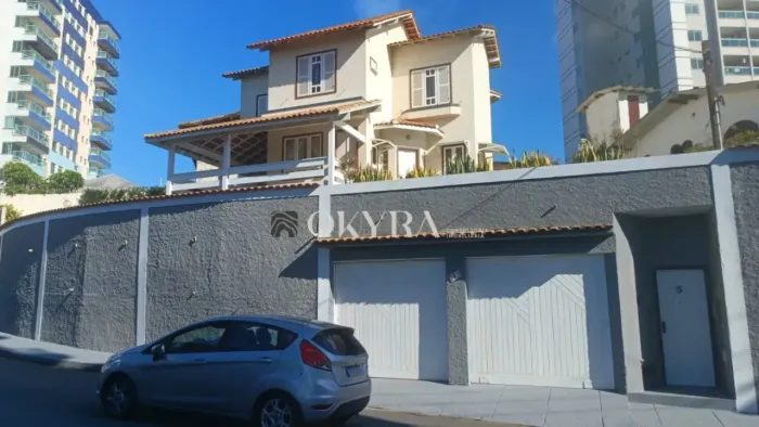 EXCELENTE CASA A VENDA NO PARQUE VALENTINA MIRANDA