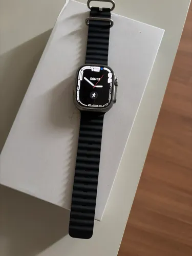 Apple watch Ultra 3 49mm natural titanium