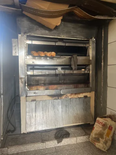vendo batedeira forno e armarios