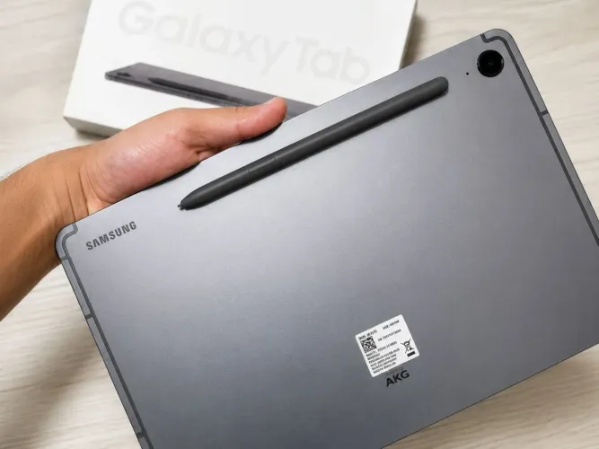Galaxy Tab S9 FE 128GB + S Pen