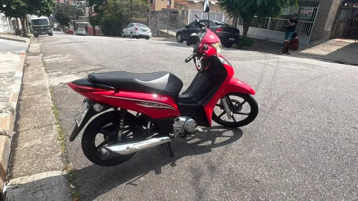 Hoda BiZ 125