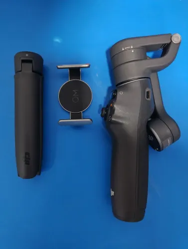 Estabilizador DJI Osmo Mobile 6 Gimbal