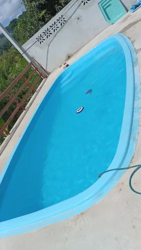 Limpeza e manutenção de piscinas 