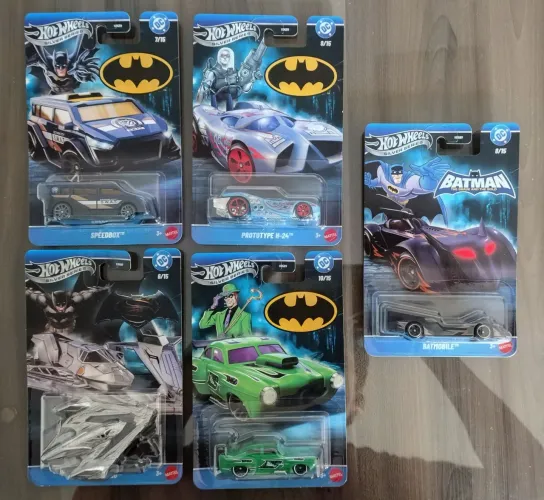 Miniaturas HotWheels Batman - Silver Series 2026 - Set Completo 