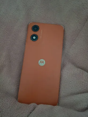 Celular moto g 150 reais só precisa trocar a tela mas eu usei normalmente assim não atrapa