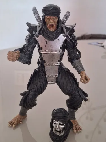 Imortal - Figura De Ação 300 - Neca 15 Cm