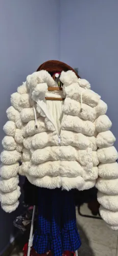 Jaqueta puffer pelinhos G