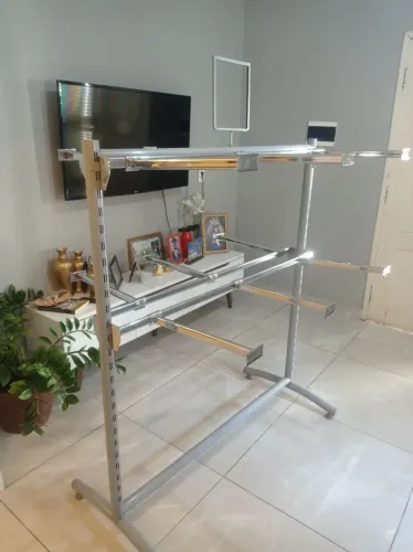 Arara de centro