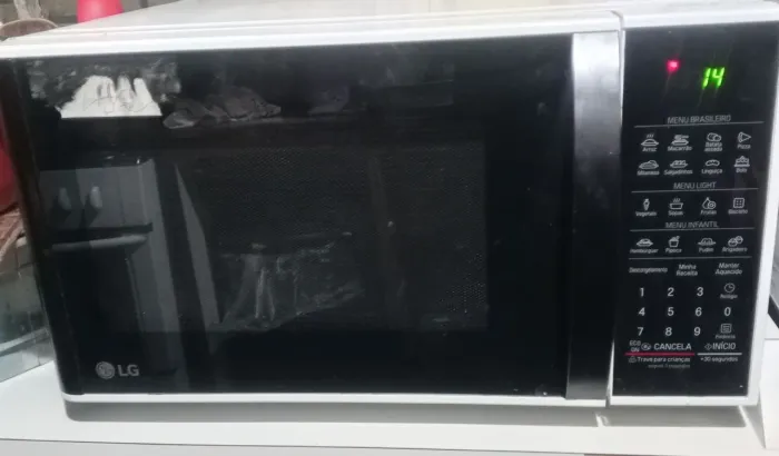 Vendo microondas LG