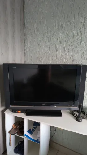 Vendo uma tv 32, analógica,já com o conversor pra antena digital!!