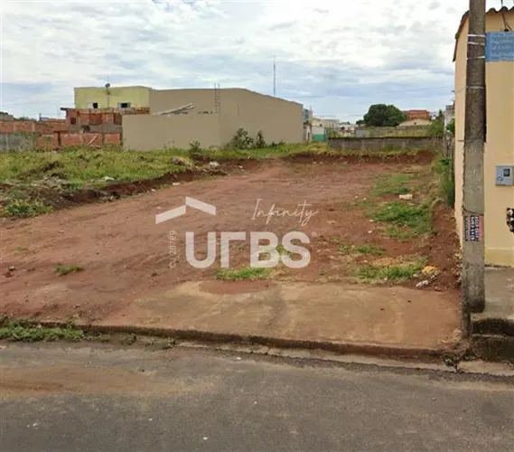 Terreno com 300m² à venda no Shopping Park