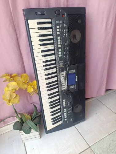 Teclado já progamado com ritmos atuais