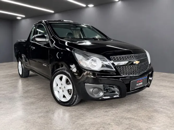Chevrolet Montana 1.4 8V Conquest Econoflex 2P 2013