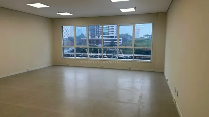 Alpha Square|Sala com 53m² para aluguel por R$ 4.000,00 - Alphaville/SP