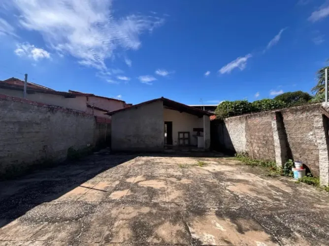 CASA PARA ALUGAR NO BAIRRO MEMORARE