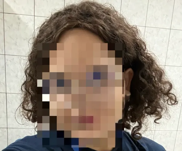 Peruca de cabelo humano cacheado sem química