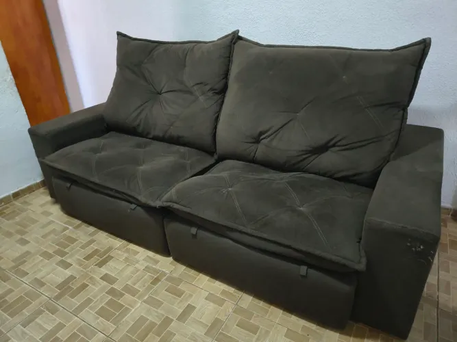 Sofá Retrátil e Reclinável