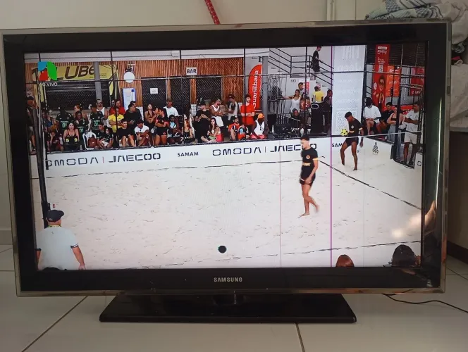?TV Samsung 40" LCD (LN40D550) - Liga e Funciona / Leia a Descrição