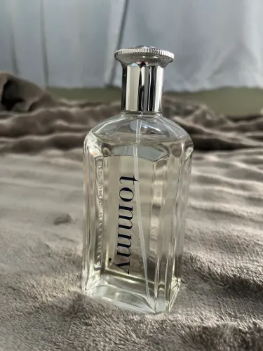 Perfume Tommy Hilfiger 100ml (95% cheio)