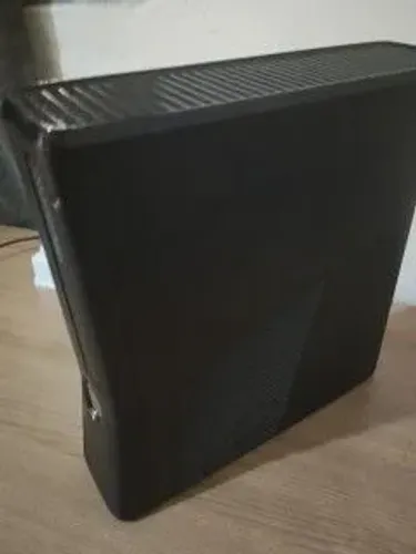 Xbox 360 Slim (Leia a Descrição)