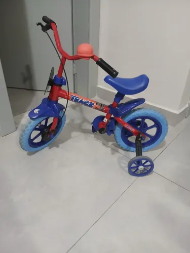 Excelente bicicleta infantil