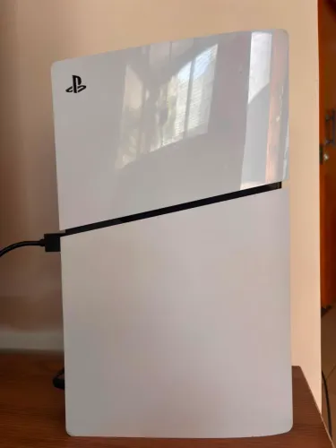 PS5 1TB + 2 Controles + Caixa | Completo e Conservado 3 meses de uso