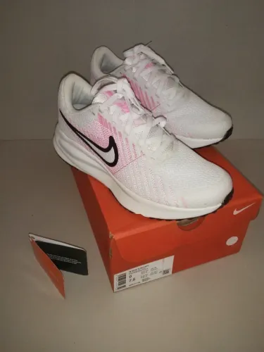 Tênis NIKE - Comfort - Feminino - 39 - NOVO