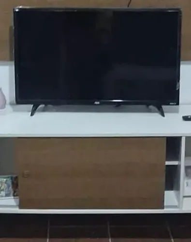 Tv 32 AOC com defeito