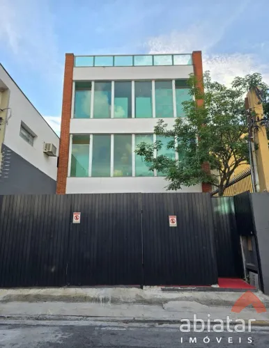Kitnet mobiliada para locação com 18m² na Vila Santa Luzia - Taboão da Serra/SP