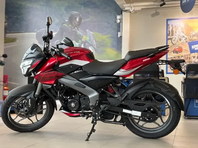 BAJAJ DOMINAR NS 160 0KM