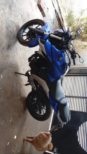 Vendo essa Fz 250 em dias quitada e em meu nome aberto à propostas *38