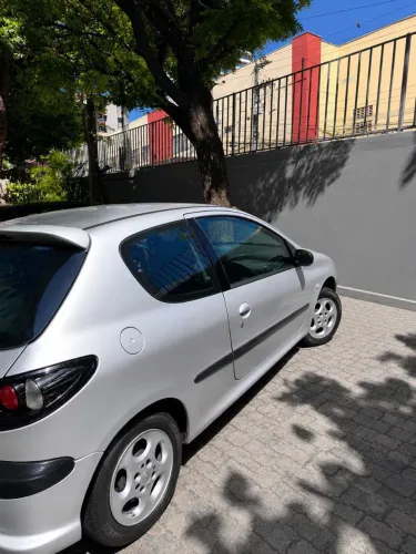 Peugeot 206 Soleil/quiksilver 1.0 16V 3P 2002