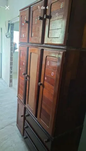 Guarda roupa de angelim