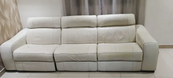 Sofá de Couro Retrátil Eletrico 