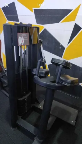 Glúteos machine