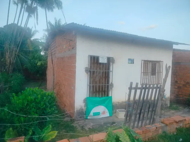 Vendo uma casa bem localizada no jardim das oliveiras em Raposa