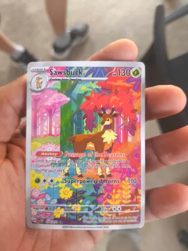 Carta Pokémon ultra rara TCG
