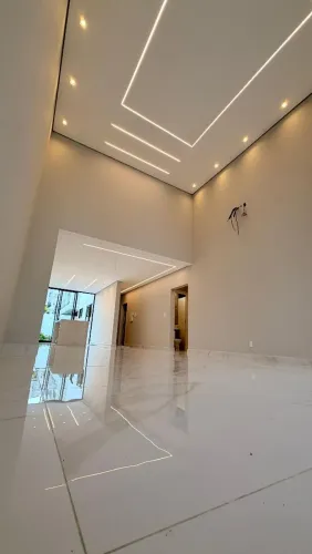 Compre casa com 3 suítes e com piscina na ponta negra - Condomínio morada dos pássaros 