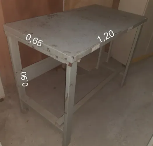 Bancada de Trabalho de Aço Reforçada