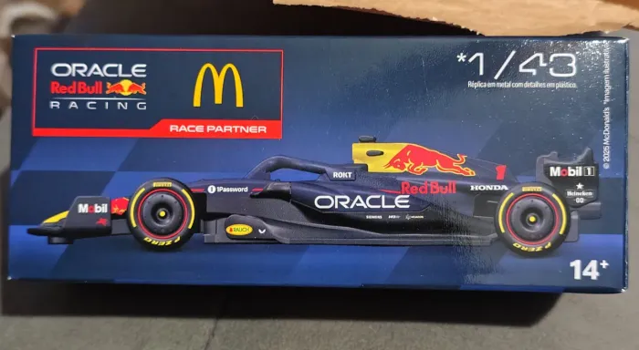 Carrinho F1 McDonald's - Oracle Red Bull Racing 