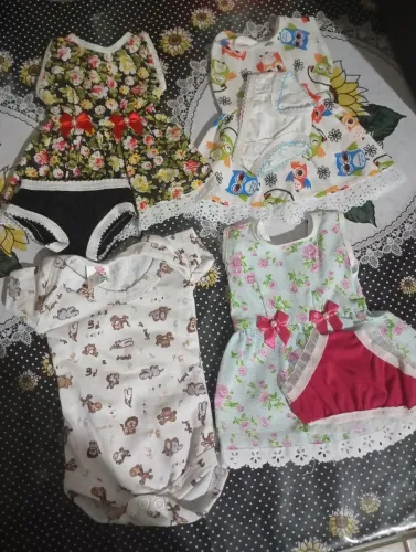 Roupinhas para bonecas baby alayfi