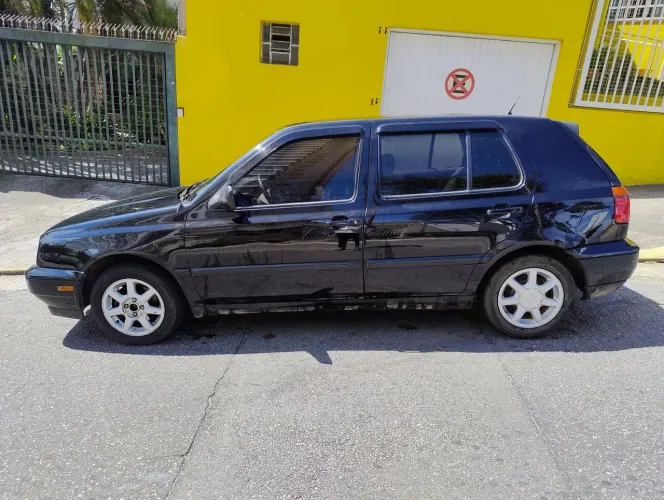 Volkswagen Golf GLX 2.0 4P 1996