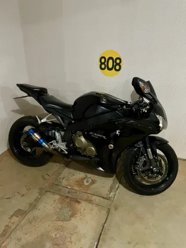 Vendo CBR 1000RR