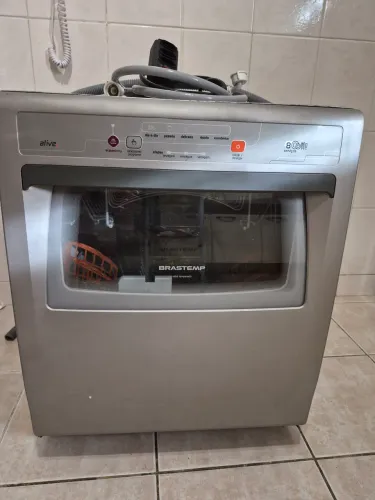 Lava-louças Brastemp Ative! 8 Serviços Prata - 220V (Excelente Estado)